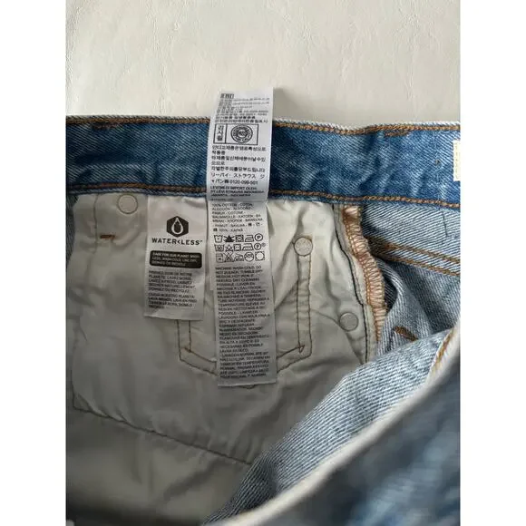 Levi's 90's 501 Shorts in Sketch Artist Short Size 26 - Picture 6 of 8